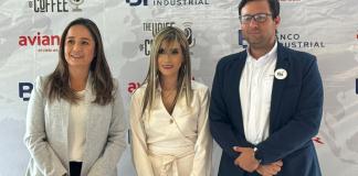 Carolina Wittig de Avianca, Maricarmen Fuentes de Voice of Coffee y Jose Miguel Coronado de Banco Industrial, en el lanzamiento del programa. (Foto La Hora: Marysabel Aldana)