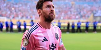 El argentino Lionel Messi, actual jugador del Inter Miami, compró un equipo de fútbol en España por un monto que asciende a más de 2 millones de euros.