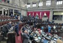 Los diputados aprueban en primer debate la unificación de las iniciativas de ley del sistema portuario. Foto: La Hora